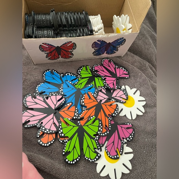hearthsong Other - Hearthsong Connectagons Wood Butterflies and Flowers 59 Pieces